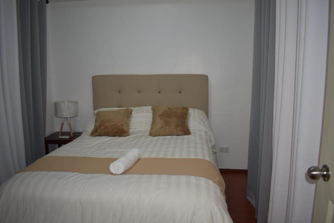 Affordable Makati Apt Маніла Екстер'єр фото