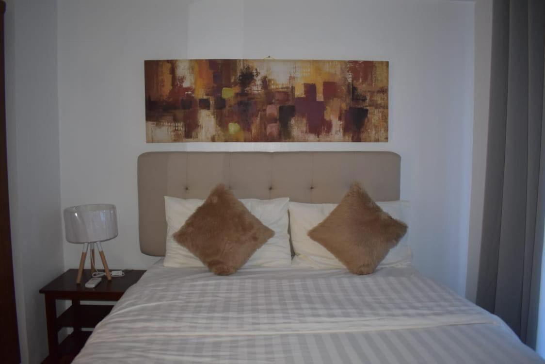 Affordable Makati Apt Маніла Екстер'єр фото