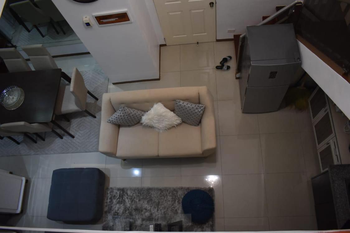 Affordable Makati Apt Маніла Екстер'єр фото