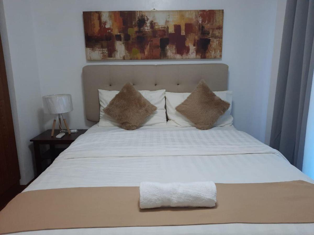 Affordable Makati Apt Маніла Екстер'єр фото