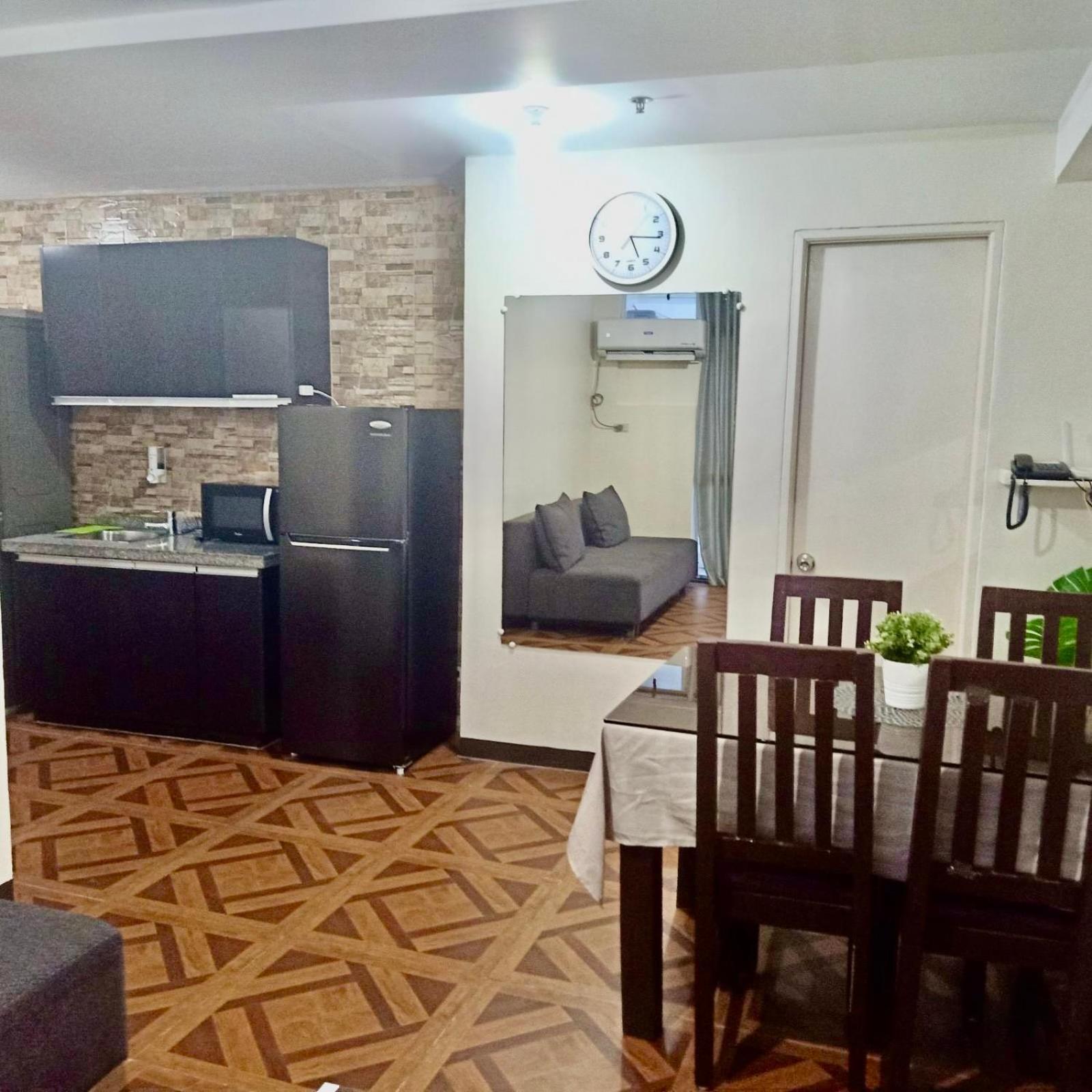 Affordable Makati Apt Маніла Екстер'єр фото