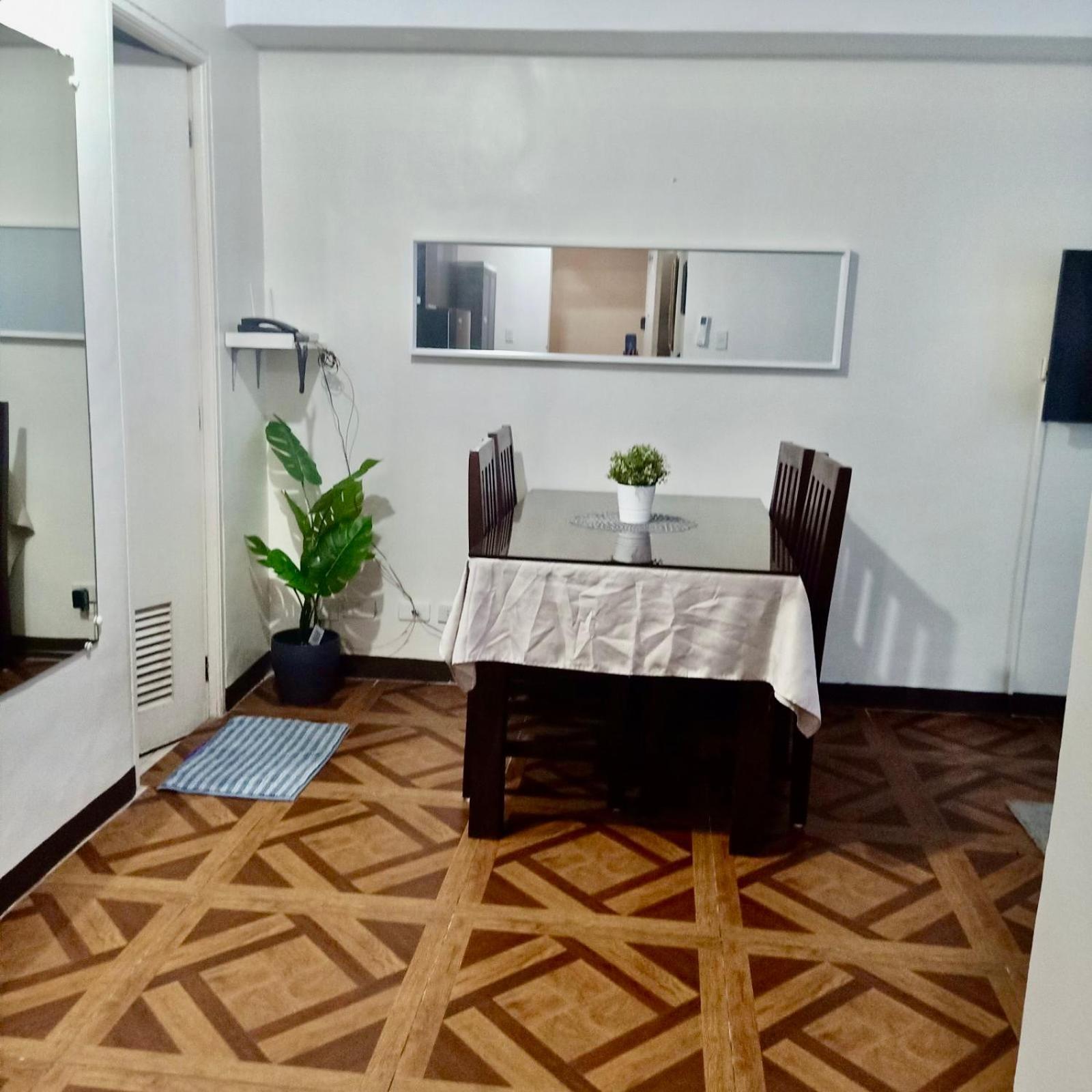 Affordable Makati Apt Маніла Екстер'єр фото