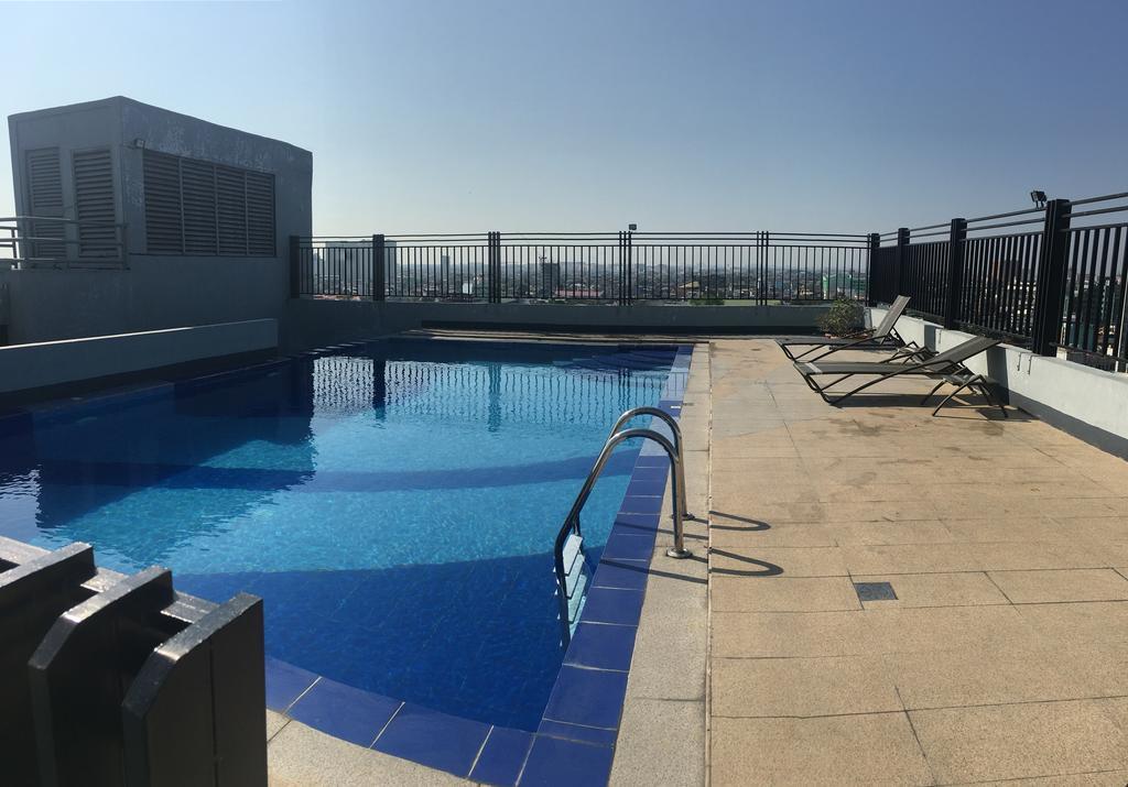 Affordable Makati Apt Маніла Екстер'єр фото