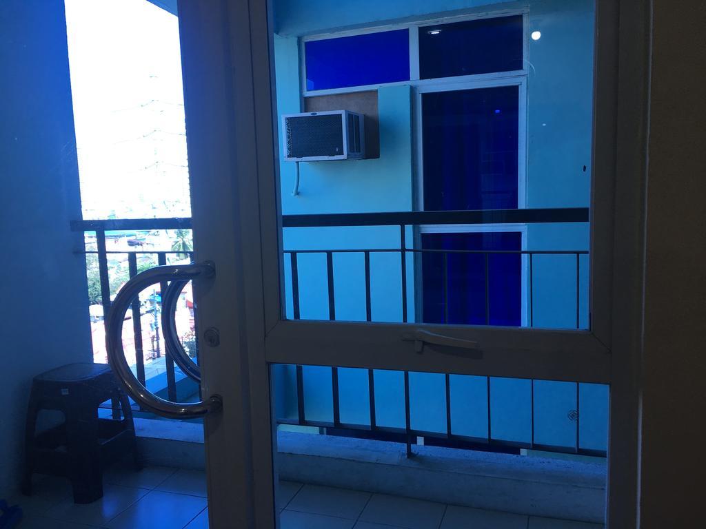 Affordable Makati Apt Маніла Екстер'єр фото