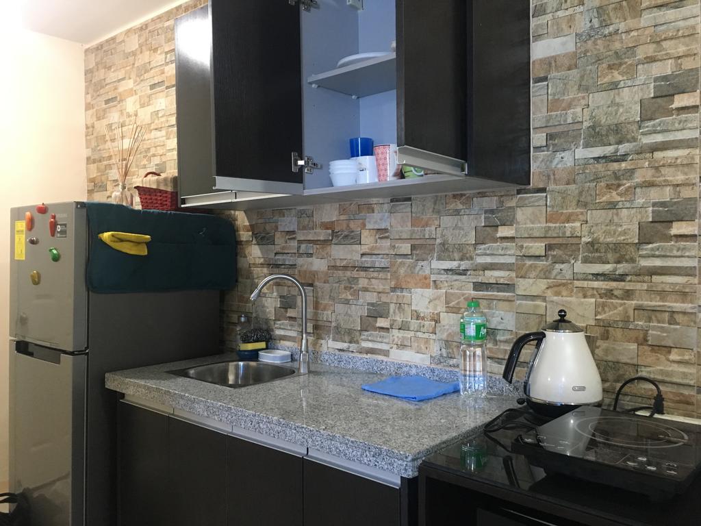 Affordable Makati Apt Маніла Екстер'єр фото